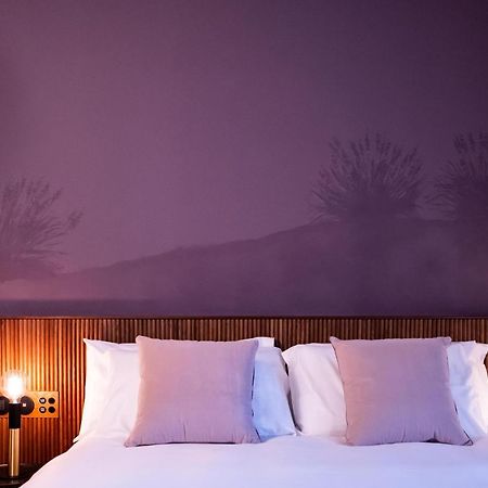 Locanda Moderna Carlambroeus Montevecchia Ngoại thất bức ảnh