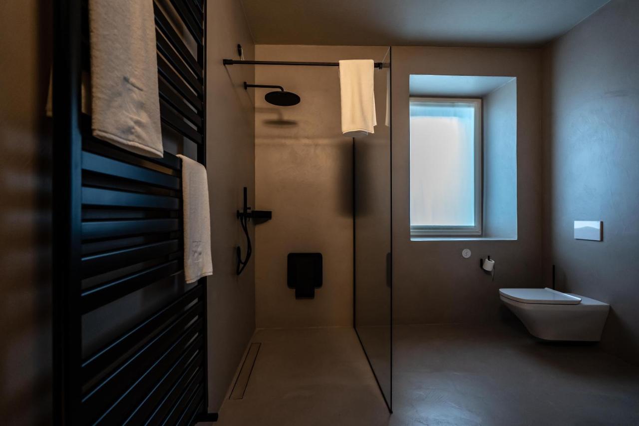 Locanda Moderna Carlambroeus Montevecchia Ngoại thất bức ảnh