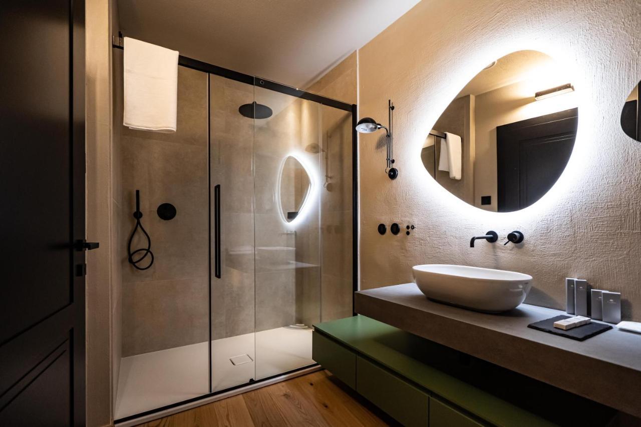Locanda Moderna Carlambroeus Montevecchia Ngoại thất bức ảnh