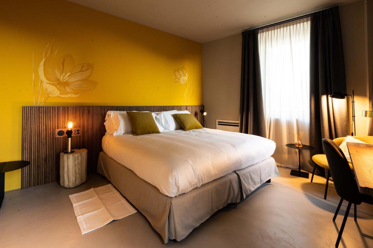 Locanda Moderna Carlambroeus Montevecchia Ngoại thất bức ảnh