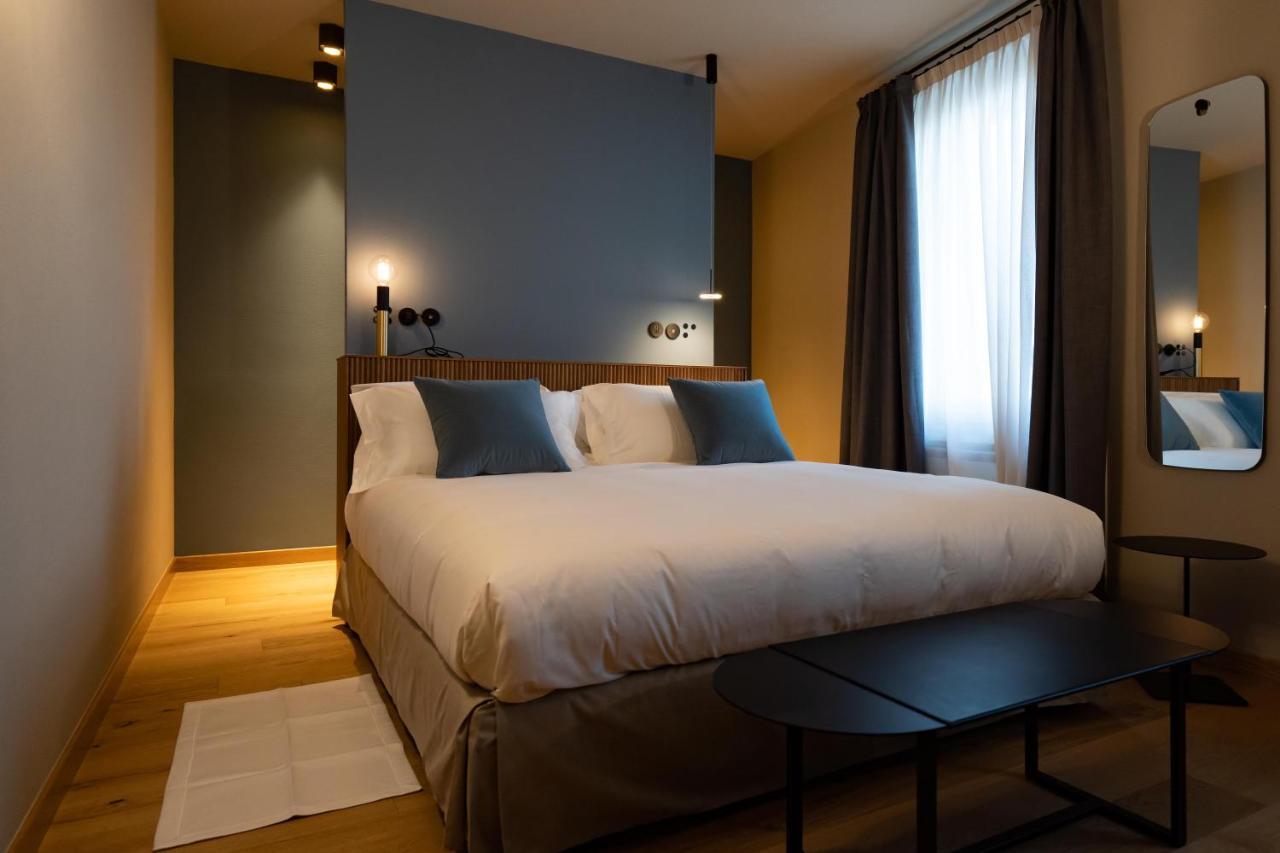 Locanda Moderna Carlambroeus Montevecchia Ngoại thất bức ảnh